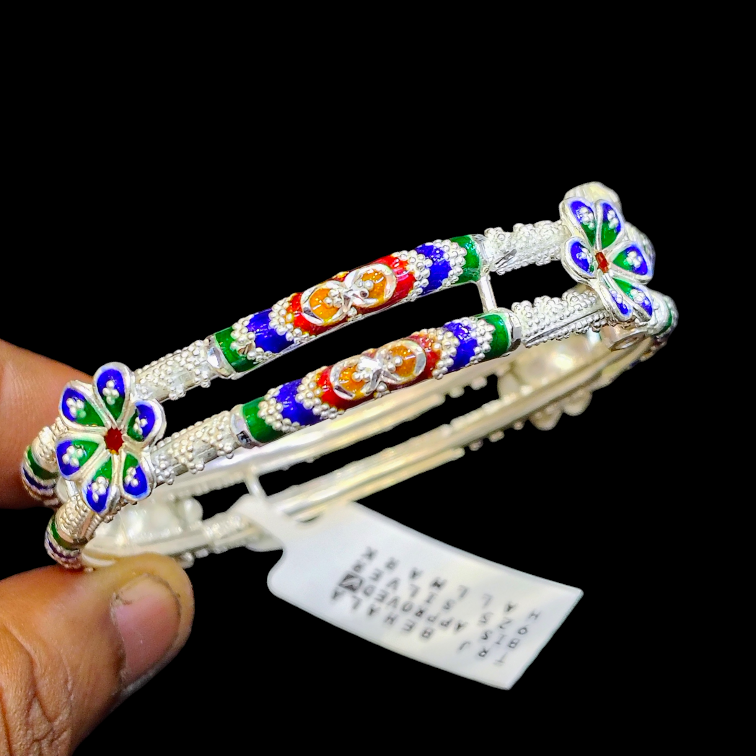 LUXURY SILVER BANGLE- (SIZE 24 KHILEN) CERTIFIED BIS HALLMARK 925 SILVER BANGLE (MANIPUR DESIGN) APPROX WGT: 22.660 GM (1 PIECE) FOR REGULAR USE FOR WOMEN.