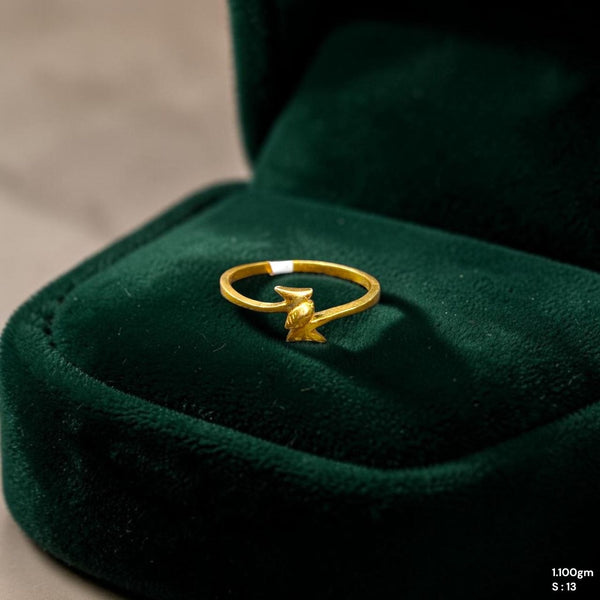 LADIES RING- (SIZE: 13) WGT: 1.100 GM APPROX 14KT HALLMARK GOLD RING FOR WOMEN 1 PIECE.