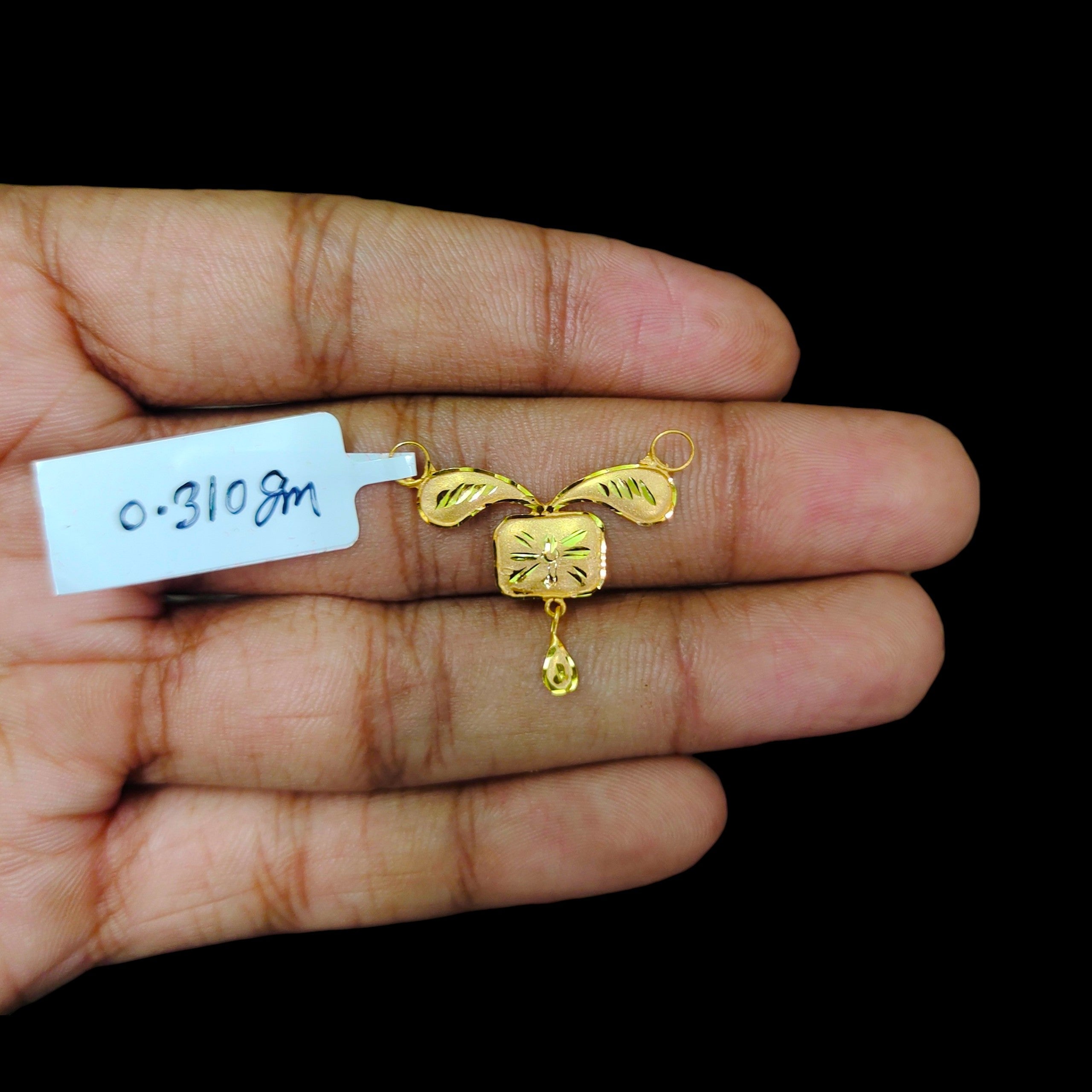 GOLD PENDANT- (WGT: 0.310 GM APPROX) BIS CERTIFIED HUID HALLMARK 375 9KT GOLD PENDANT FOR WOMEN 1 PIECE WITH FREE MANGALSUTRA & TASSEL.