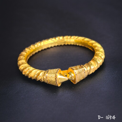 TRJ (SIZE: 24) HALLMARK 22KT GOLD COVERING BALA 1 PIECE APPROX WGT: 2.900 GM WITH XRF BARCODE PURITY CARD FOR WOMEN - (BILL & CARD MANDATORY- FOR EXCHANGE LIFETIME IN STORE ONLY).