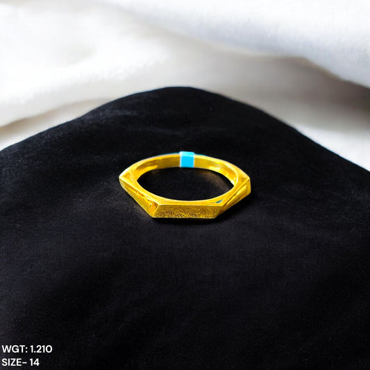 (GLFR) TRJ (SIZE: 14) WGT: 1.210 GM APPROX BIS CERTIFIED HUID HALLMARK 9KT GOLD FINGER RING FOR WOMEN 1 PIECE FOR REGULAR USE.
