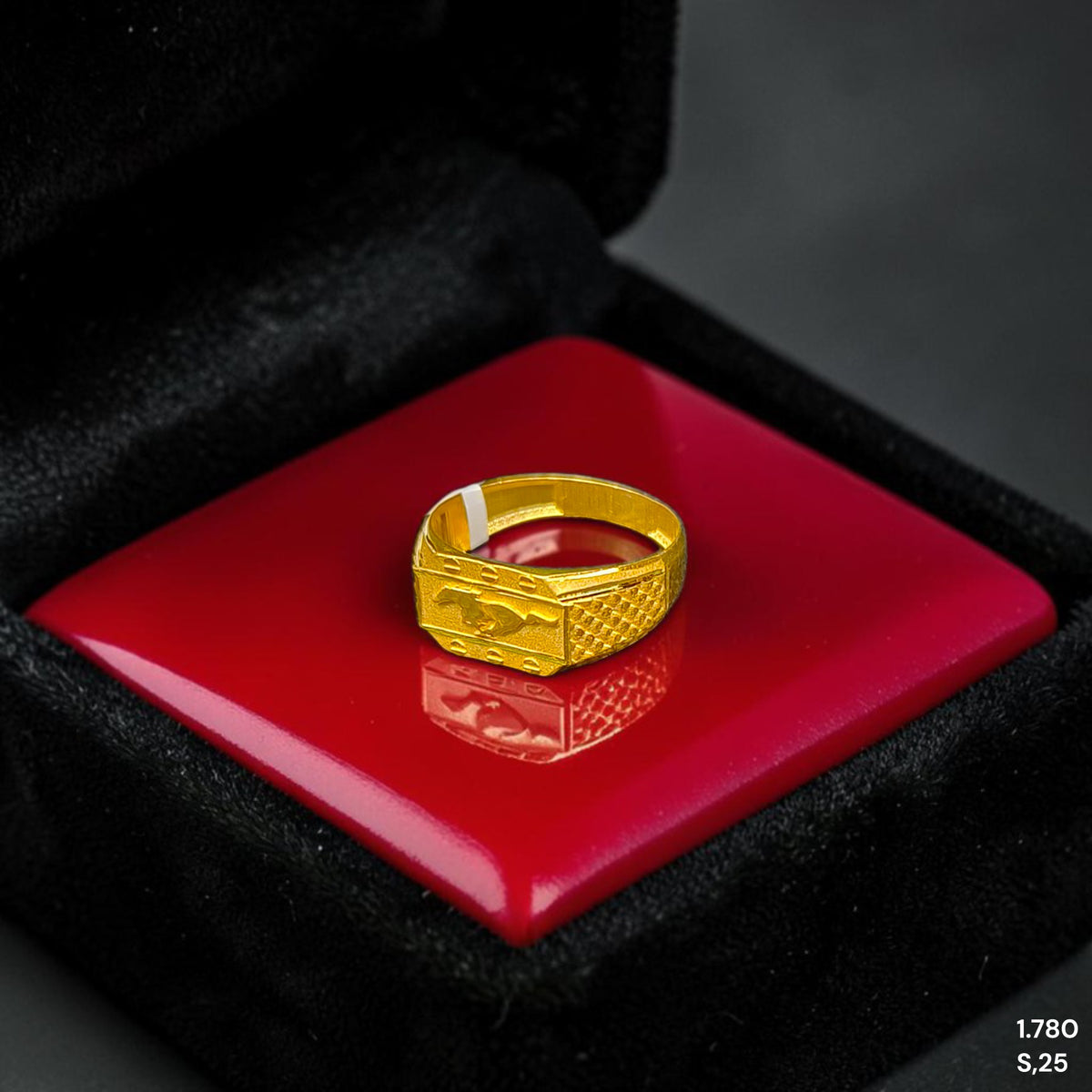 GENTS RING- (8ABZ1Z) TRJ (SIZE:25) (WGT: 1.780 GM APPROX) BIS CERTIFIED HUID HALLMARK 375 9KT GOLD FINGER RING FOR MEN 1 PIECE.