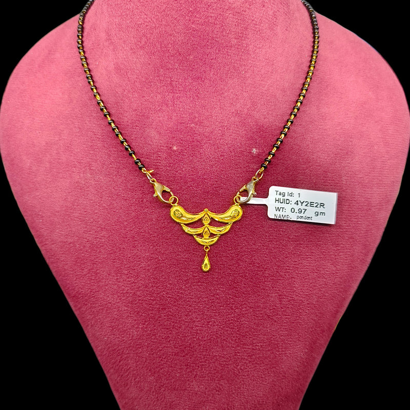 GPM22K- (4Y2E2R)-(WGT: 0.970 GM APPROX) BIS CERTIFIED HUID HALLMARK 22KT GOLD PENDANT MANGALSUTRA 1 PIECE WITH TASSEL.