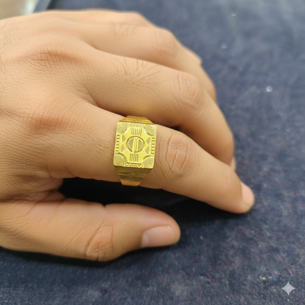 GENTS RING- SIZE:20 (WGT: 2.070 GRAM APPROX) BIS CERTIFIED HUID HALLMARK 916 22KT GOLD GENTS FINGER RING FOR MENS 1 PIECE (REGULAR USE).