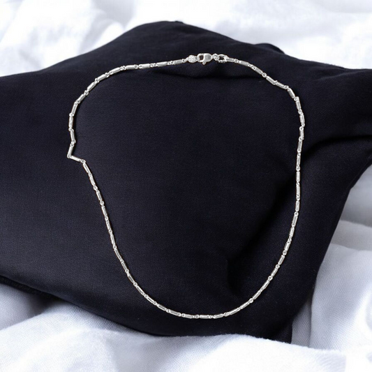 (SLCN) SILVER CHAIN 22 INCH - 625 SILVER CHAIN WGT: 15.300 GM APPROX 1 PIECE (UNISEX DESIGN) FOR MEN AND WOMEN.