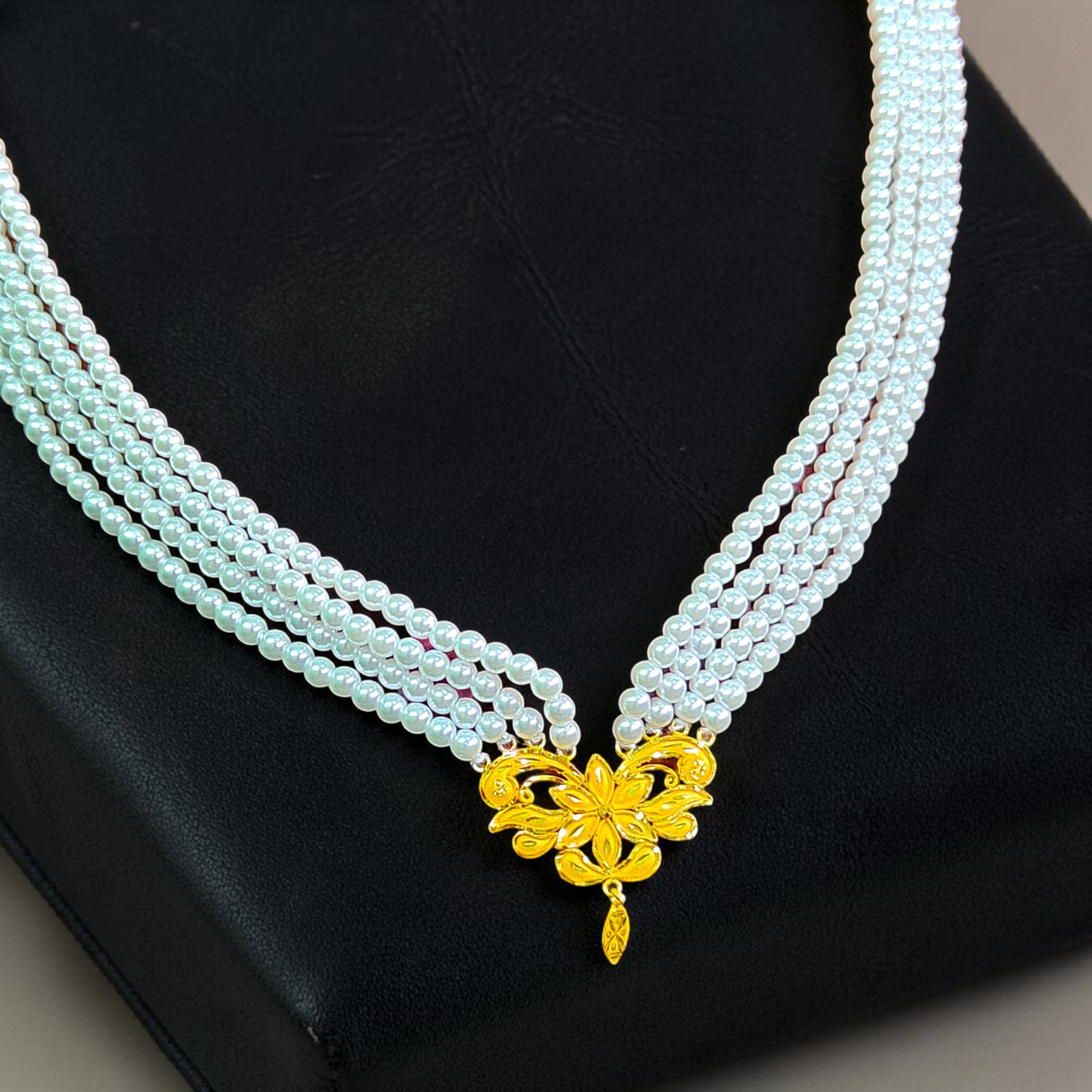 (GMH) TRJ WGT: 1.950 GM APPROX 22KT HUID HALLMARK GOLD MOTI SITAHAR NECKLACE 1 PIECE WITH ADJUSTABLE TASSEL.