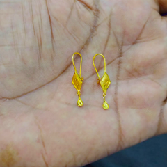 (GREAT FREEDOM OFFER) BARFI DESIGN (50 TONCH) KDM GOLD EAR TOPS (CEPTIPIN HOOK) FOR TEENAGER 1 PAIR APPROX WGT: 0.380 GM.