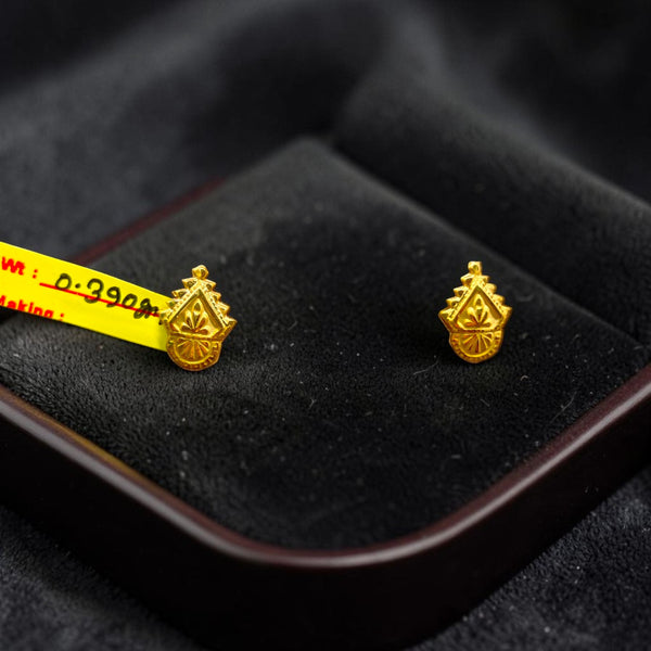 GOLD TOPS- BIS CERTIFIED (WGT: 0.390 GM APPROX) HUID HALLMARK 375 9KT GOLD TOPS 1 PAIR BEST FOR MARRIAGE GIFT.