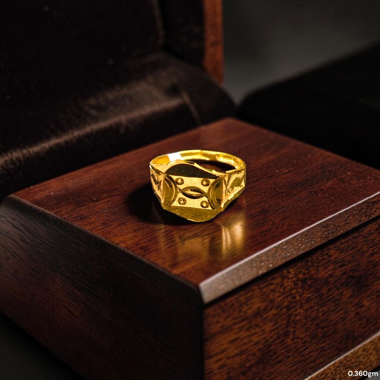 BABY JEWELLERY- TRJ WGT: 0.360 GM APPROX 375 9KT HUID HALLMARK GOLD BABY FINGER RING 1 PIECE FOR RICE CEREMONY & BIRTHDAY.(3JRYCD)