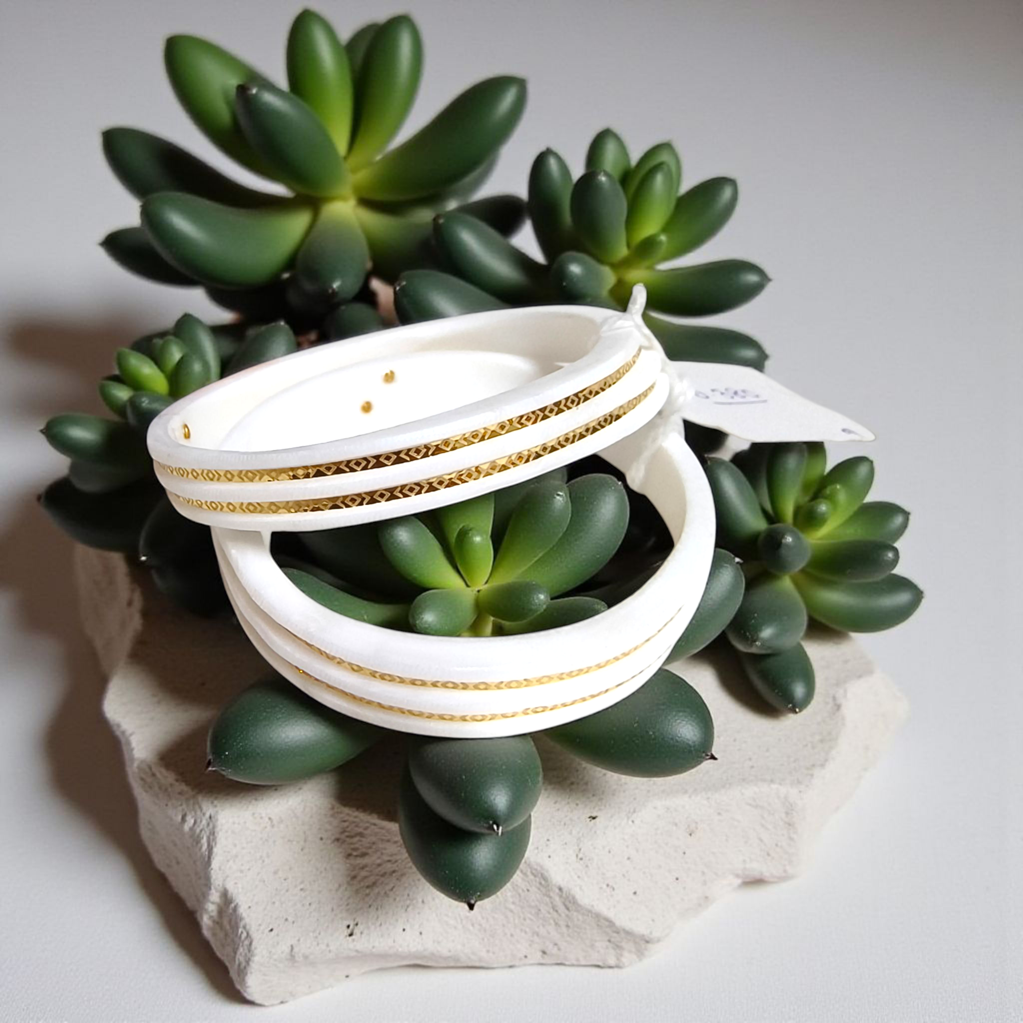 (GSB22) BIS CERTIFIED HUID HALLMARK 22KT GOLD DISCO SAKHA BADHANO (DUAL PATH) APPROX WGT: 0.500 GM (1 PAIR) FOR WOMEN (ONLY OCCASION WEAR).(SOLD ON MRP).