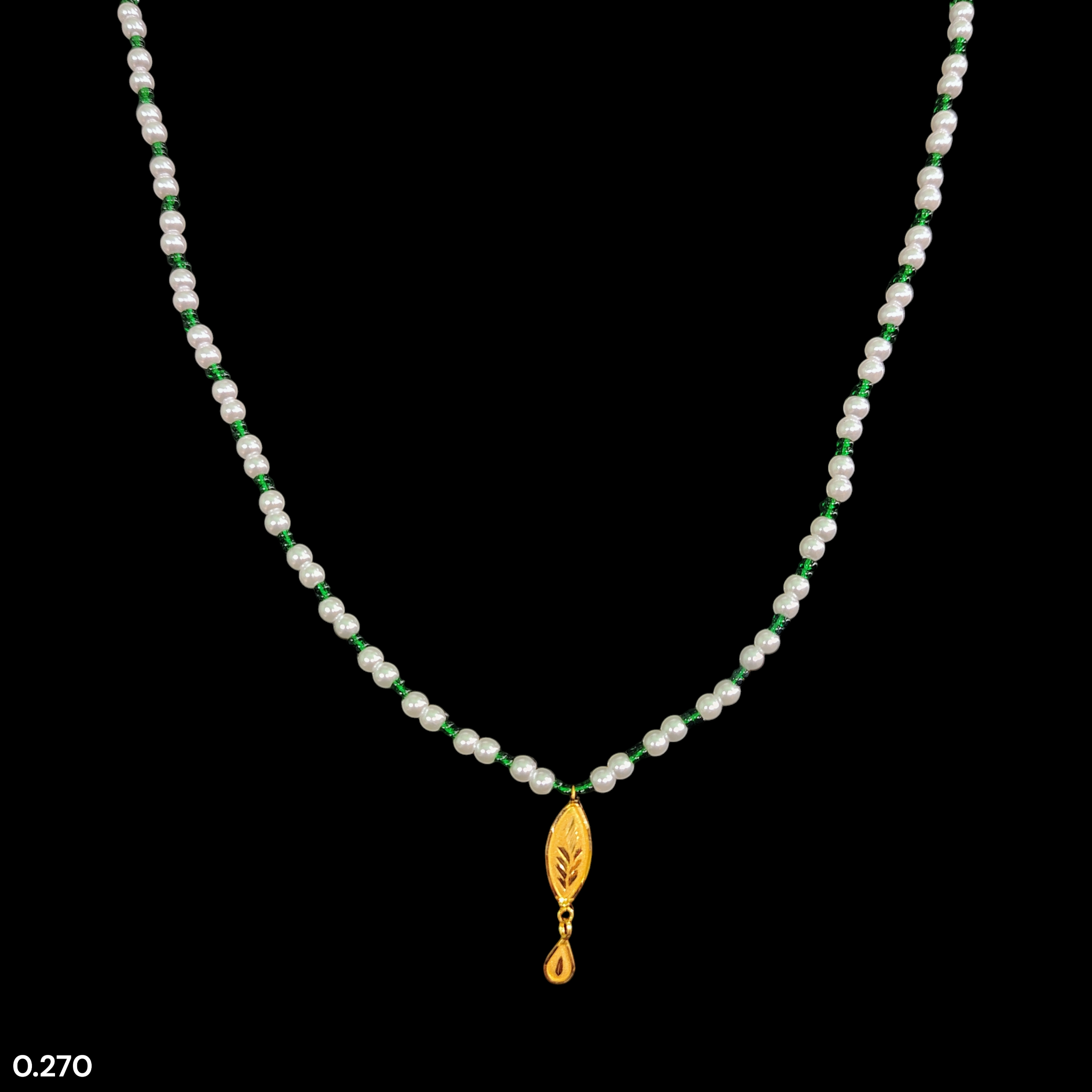 GOLD LOCKET- WGT: 0.270 GM APPROX BIS CERTIFIED HUID HALLMARK 22KT GOLD MOTI LOCKET 1 PIECE FOR WOMEN (WITH PUTI CHAIN).