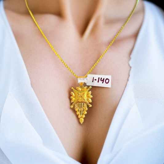 (GLKD) LOCKET WGT: 1.140 GM APPROX KDM GOLD LOCKET 1 PIECE (50 TONCH) WITH ADJUSTABLE TASSEL FOR GIFTING PURPOSE (CHAIN NOT INCLUDED).