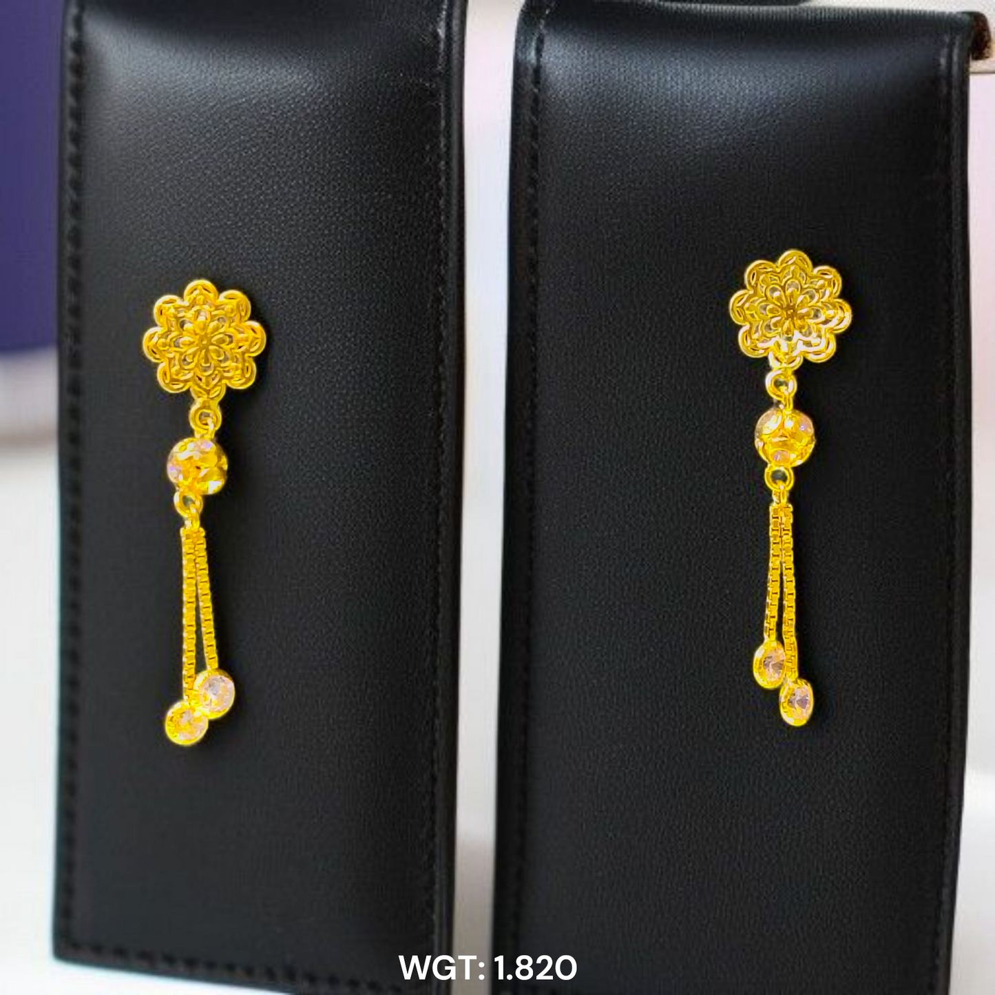(GER22) BIS CERTIFIED WGT: 1.820 GM APPROX HUID HALLMARK 916 22KT GOLD EARRINGS KANBALA 1 PAIR FOR WOMEN.