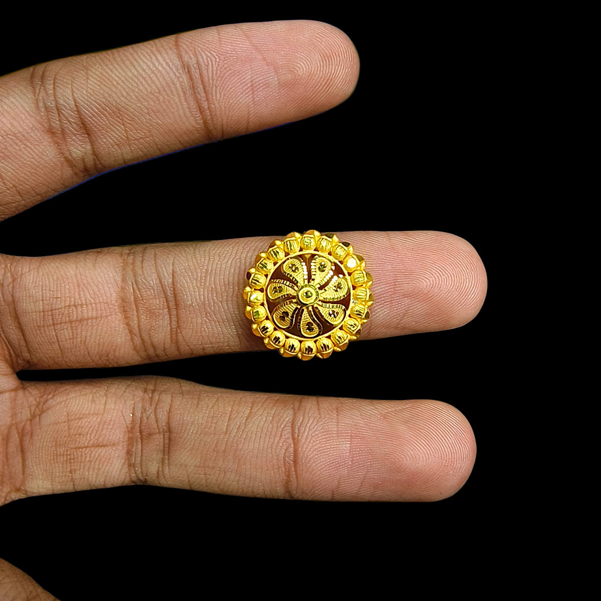 LADIES RING (7LYHCQ)-(SIZE: ADJUSTABLE ) WGT: 1.610 GM APPROX BIS CERTIFIED HUID HALLMARK 375 9KT GOLD RING FOR WOMEN 1 PIECE.