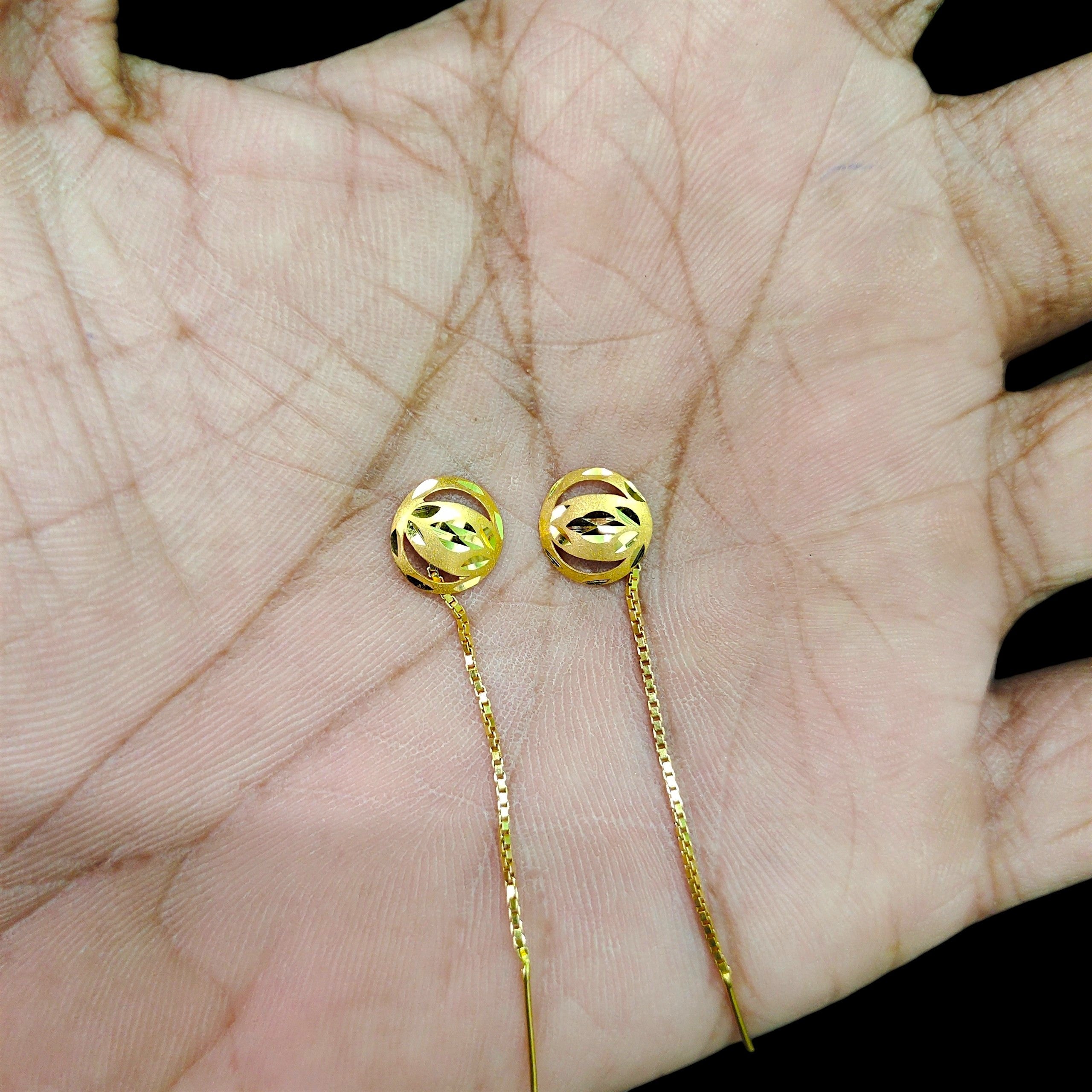 GOLD SUIDHAGA- (WGT: 0.610 GM APPROX) BIS CERTIFIED HUID HALLMARK 9KT GOLD SUIDHAGA EARRINGS (1 PAIR) FOR WOMEN.