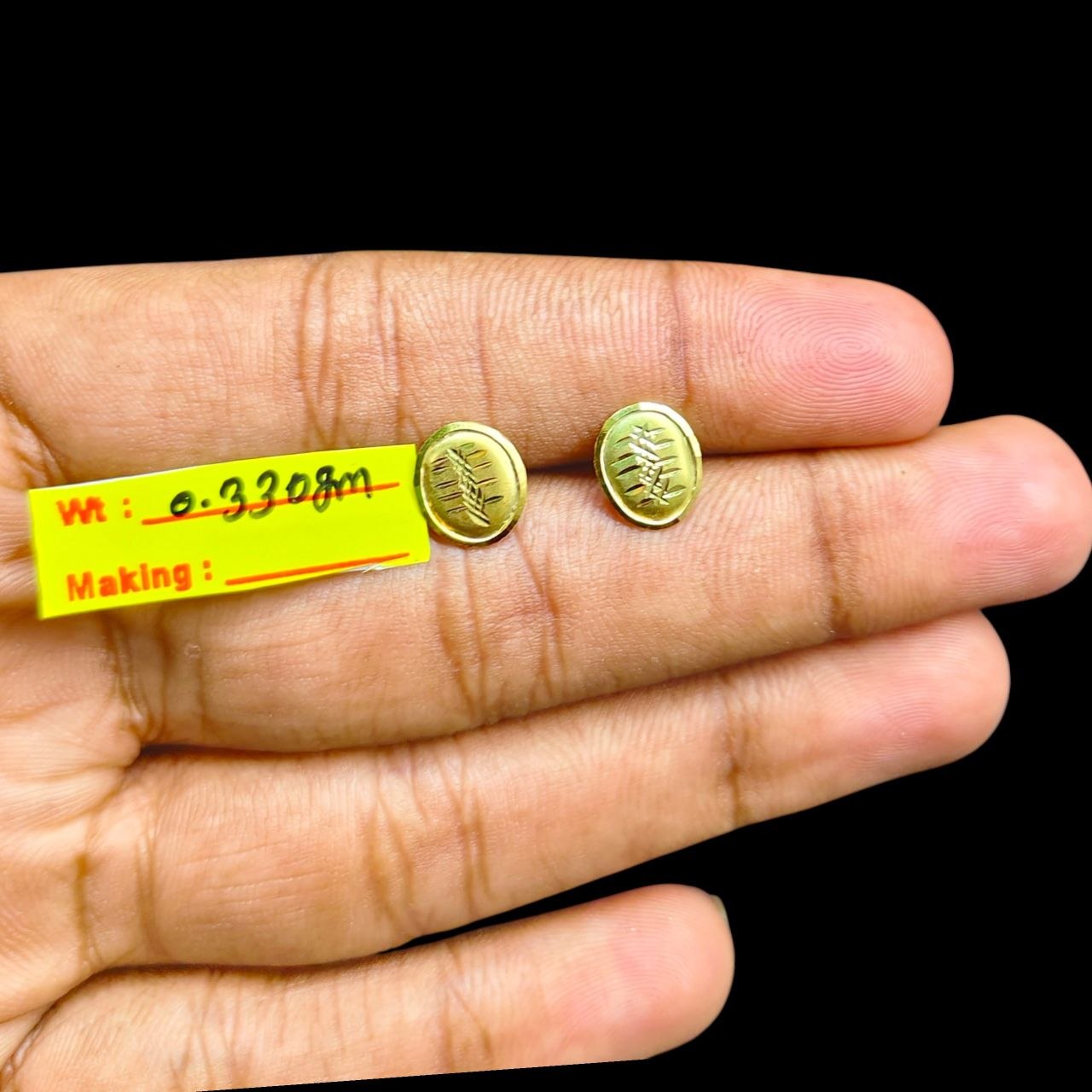 GOLD TOPS- BIS CERTIFIED (WGT: 0.330 GM APPROX) HUID HALLMARK 375 9KT GOLD TOPS 1 PAIR BEST FOR MARRIAGE GIFT.