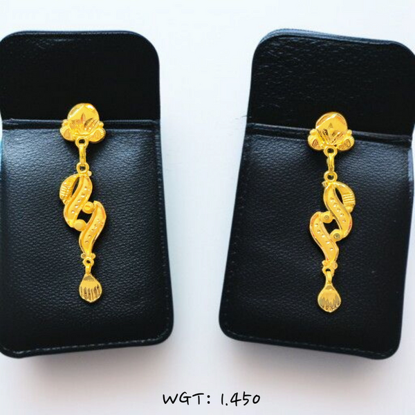 TRJ WGT: 1.450 GM APPROX HUID HALLMARK 22KT GOLD EARRINGS 1 PAIR FOR WOMEN.