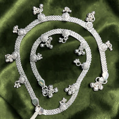 SILVER PAYEL- (A48) (WGT: 43.400 GM APPROX) BIS HALLMARK 925 SILVER PAYEL (ANKLET) 1 PAIR LENGTH: 10 INCH FOR WOMEN.