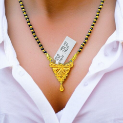 TRJ WGT: 1.240 GM APPROX 22KT HUID HALLMARK GOLD PENDANT MANGALSUTRA 1 PIECE WITH TASSEL.