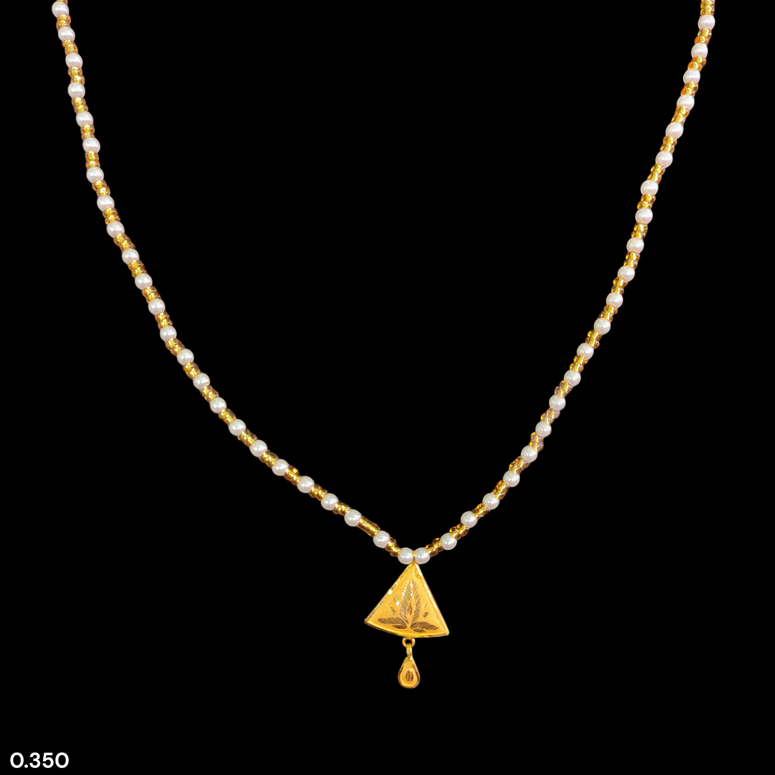 GOLD LOCKET- WGT: 0.350 GM APPROX BIS CERTIFIED HUID HALLMARK 22KT GOLD MOTI LOCKET 1 PIECE FOR WOMEN (WITH PUTI CHAIN).
