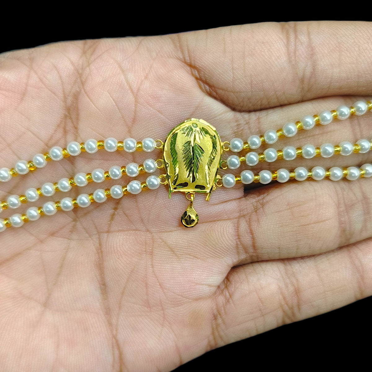 GMC9K- (38Q4BN)-(WGT: 0.390 GM APPROX) BIS CERTIFIED HUID HALLMARK 375 9KT GOLD MOTI CHOKER 1 PIECE WITH ADJUSTABLE TASSEL FOR GIFT IN MARRIAGE.