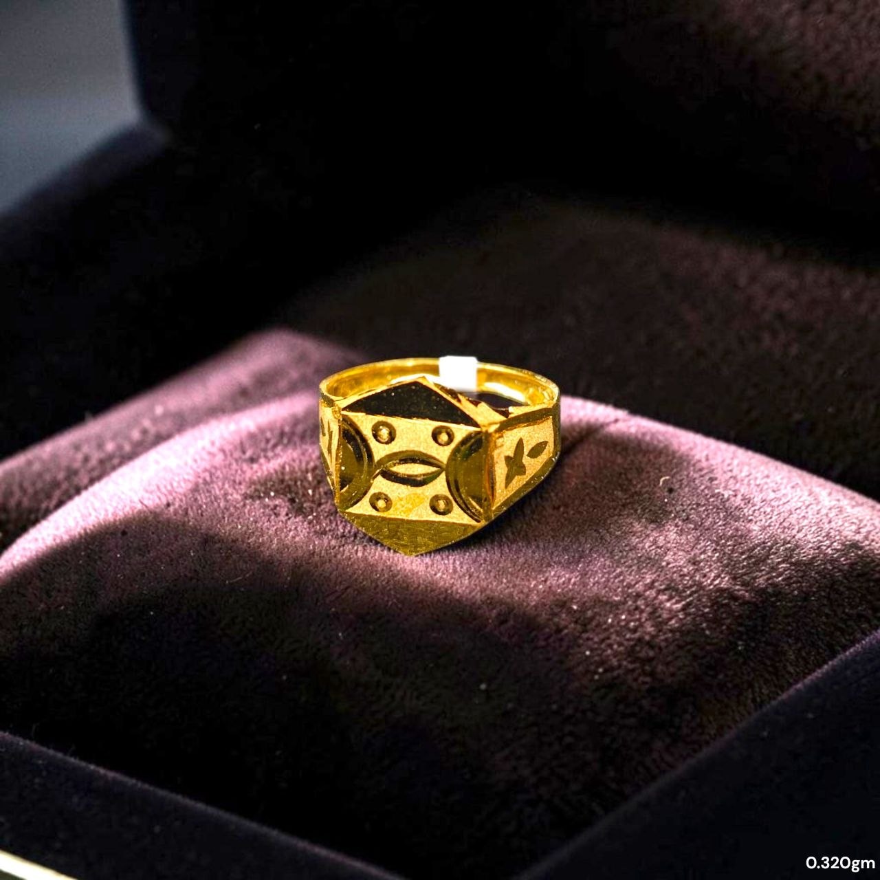 BABY JEWELLERY- TRJ WGT: 0.320 GM APPROX 375 9KT HUID HALLMARK GOLD BABY FINGER RING 1 PIECE FOR RICE CEREMONY & BIRTHDAY.(GMUHMU)