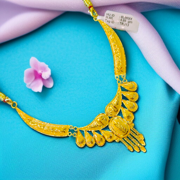 BIS CERTIFIED HUID HALLMAR 916 22KT GOLD NECKLACE CHOKER (WGT: 4.860 GM) 1 PIECE FOR WOMEN.