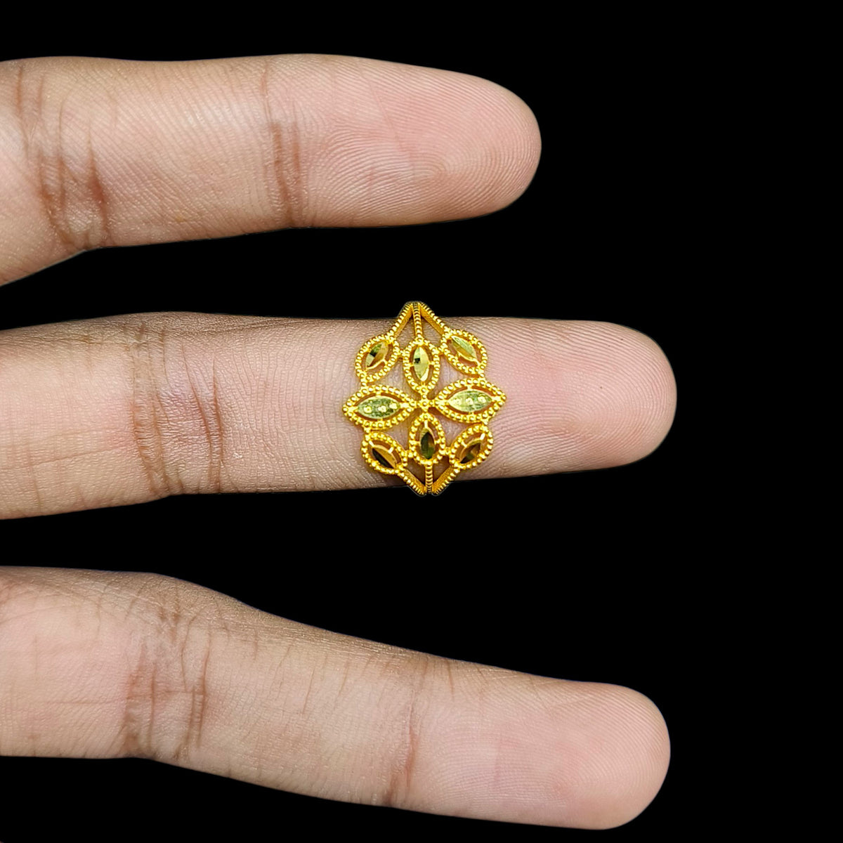 LADIES RING (HIQUDE)-(SIZE: 16) WGT: 1.870 GM APPROX BIS CERTIFIED HUID HALLMARK 375 9KT GOLD RING FOR WOMEN 1 PIECE.