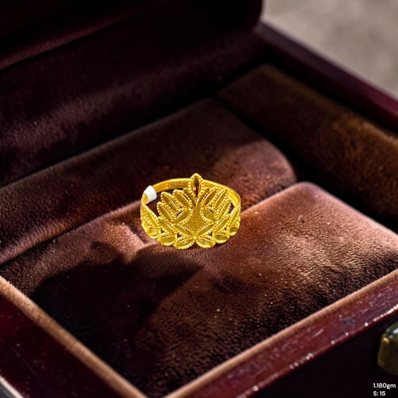 LADIES RING- (SIZE: 15) WGT: 1.180 GM APPROX BIS CERTIFIED HUID HALLMARK 9KT GOLD FINGER RING FOR WOMEN 1 PIECE