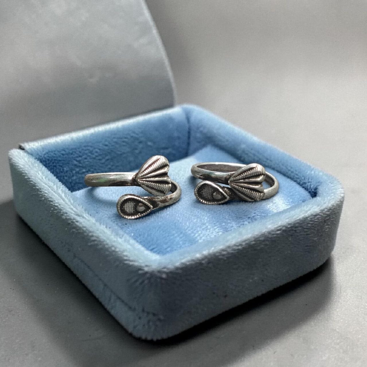 SILVER TOE RING- CERTIFIED BIS HUID HALLMARK 925 SILVER TOE RING (BICHIYA) 1 PAIR FOR REGULAR USE- (SOLD ON MRP).