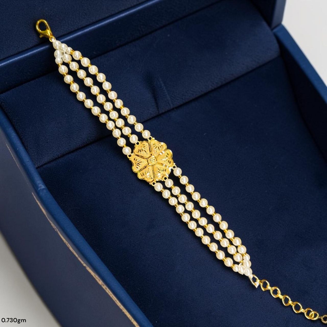 GOLD MANTASHA- (WGT: 0.730 GM APPROX) BIS CERTIFIED HUID HALLMARK 375 9KT GOLD MOTI MANTASHA WITH PEARL CHAIN FOR WOMEN.(4G98ZZ)