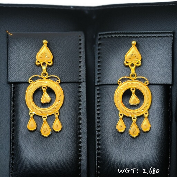 TRJ WGT: 2.680 GM APPROX HUID HALLMARK 22KT GOLD EARRINGS KANBALA 1 PAIR FOR WOMEN.