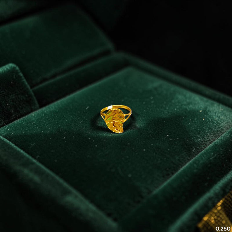 BABY JEWELLERY- TRJ (SDER8N) (WGT: 0.250 GM APPROX) 375 9KT HUID HALLMARK GOLD BABY FINGER RING 1 PIECE FOR RICE CEREMONY & BIRTHDAY.