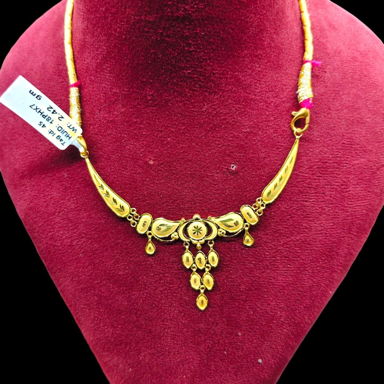 GOLD CHOKER NECKLACE-(WGT: 2.420 GM APPROX) BIS CERTIFIED HUID HALLMARK 9KT GOLD NECKLACE 1 PIECE FOR WOMEN.