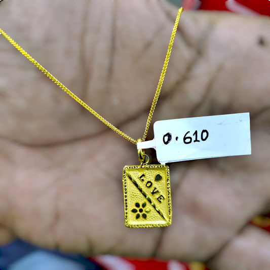 TRJ WGT: 0.610 GM APPROX KDM GOLD LOCKET 1 PIECE (50 TONCH) WITH ADJUSTABLE TASSEL.