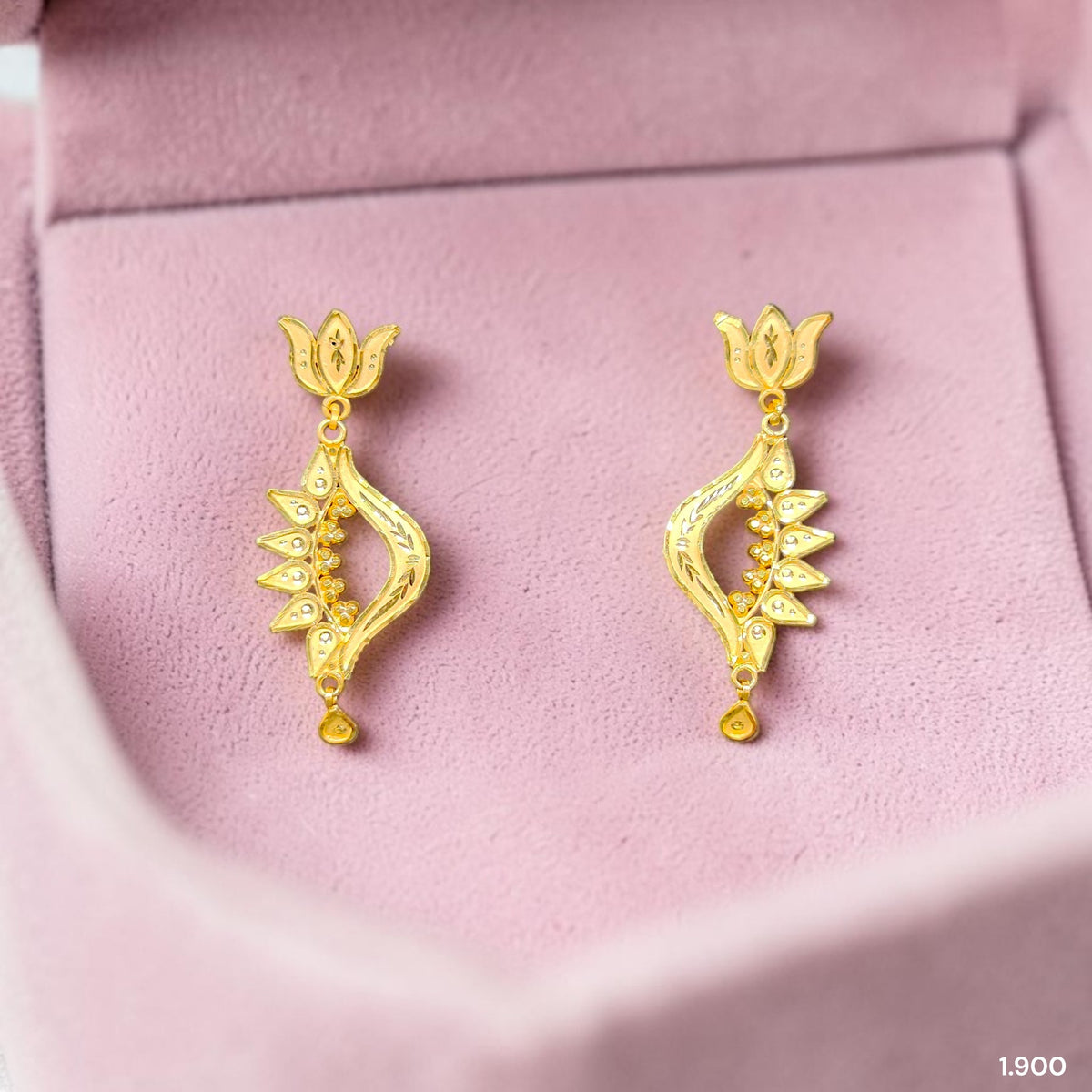 GOLD EARRINGS- (WGT: 1.900 GM APPROX) BIS CERTIFIED HUID HALLMARK 9KT GOLD EARRINGS 1 PAIR FOR WOMEN (BEST FOR GIFT IN MARRIAGE). (8R6YF9)-(EXC79Q)