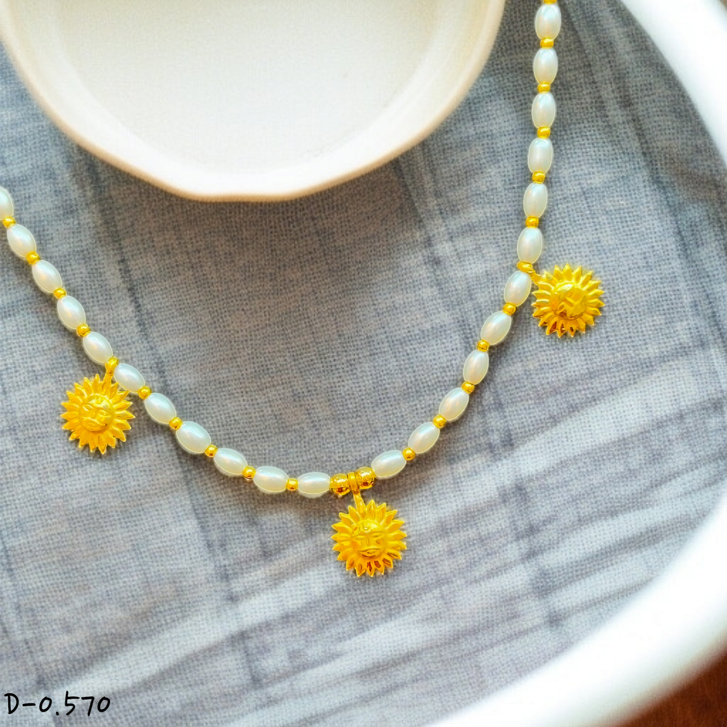 SUN DESIGN (WGT: 0.570 GM APPROX) KDM GOLD SELIHAR 1 PIECE WITH MOTI TASSEL (50 TONCH) BEST FOR GIFT IN MARRIAGE.