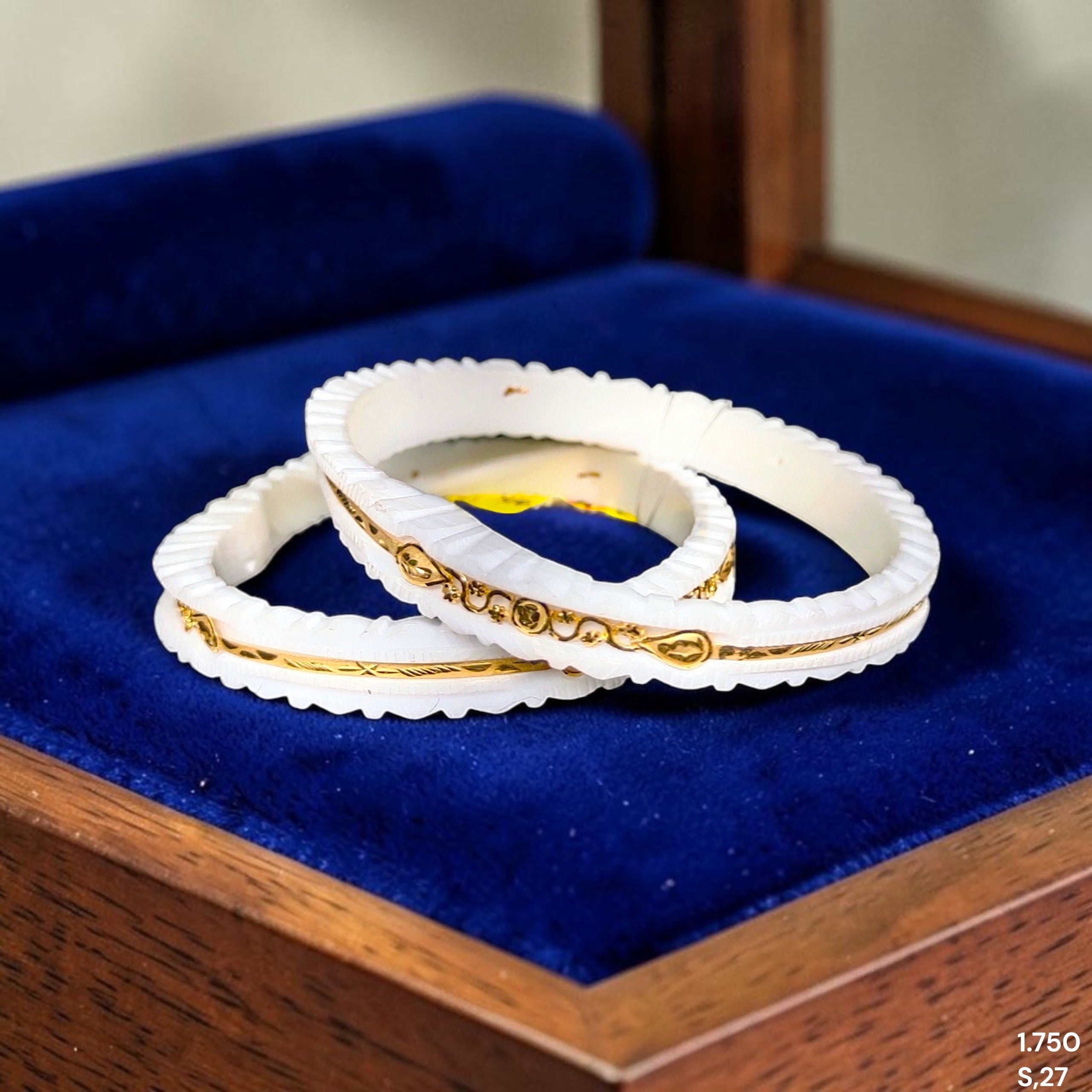 GSB9K- SIZE:27 (WGT: 1.750 GM APPROX) BIS CERTIFIED HUID HALLMARK 375 9KT GOLD SAKHA BADHANO 1 PAIR FOR WOMEN (CHILA PATH DESIGN) NOT FOR REGULAR USE. (9SKWLF)-(17YAKX)