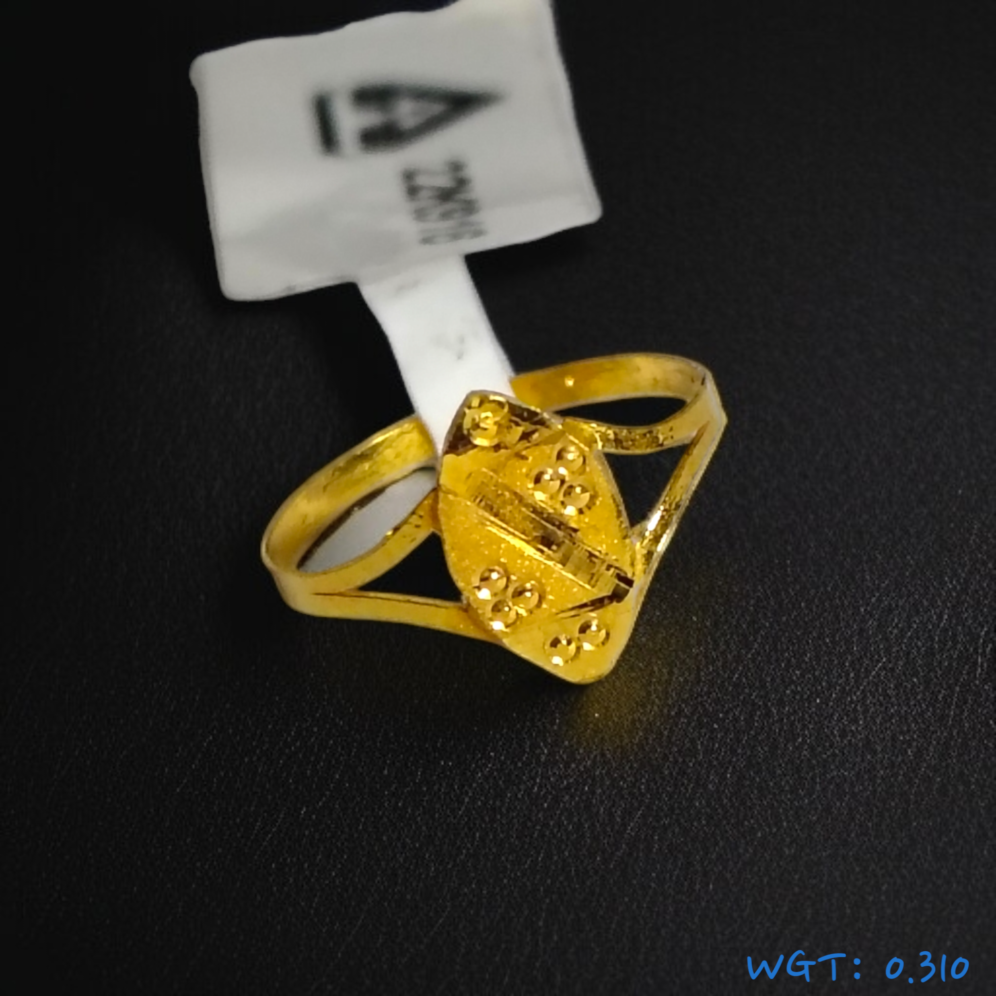 (GBJ) TRJ WGT: 0.310 GM APPROX 22KT HUID HALLMARK GOLD BABY FINGER RING 1 PIECE FOR RICE CEREMONY & BIRTHDAY.