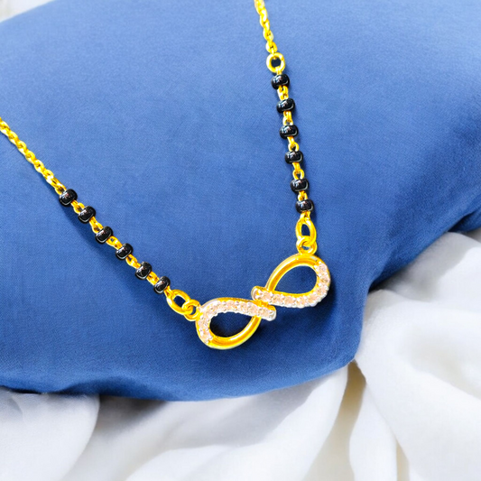 TRJ WGT: 4.460 GM APPROX 22KT HUID HALLMARK GOLD PENDANT MANGALSUTRA 1 PIECE.
