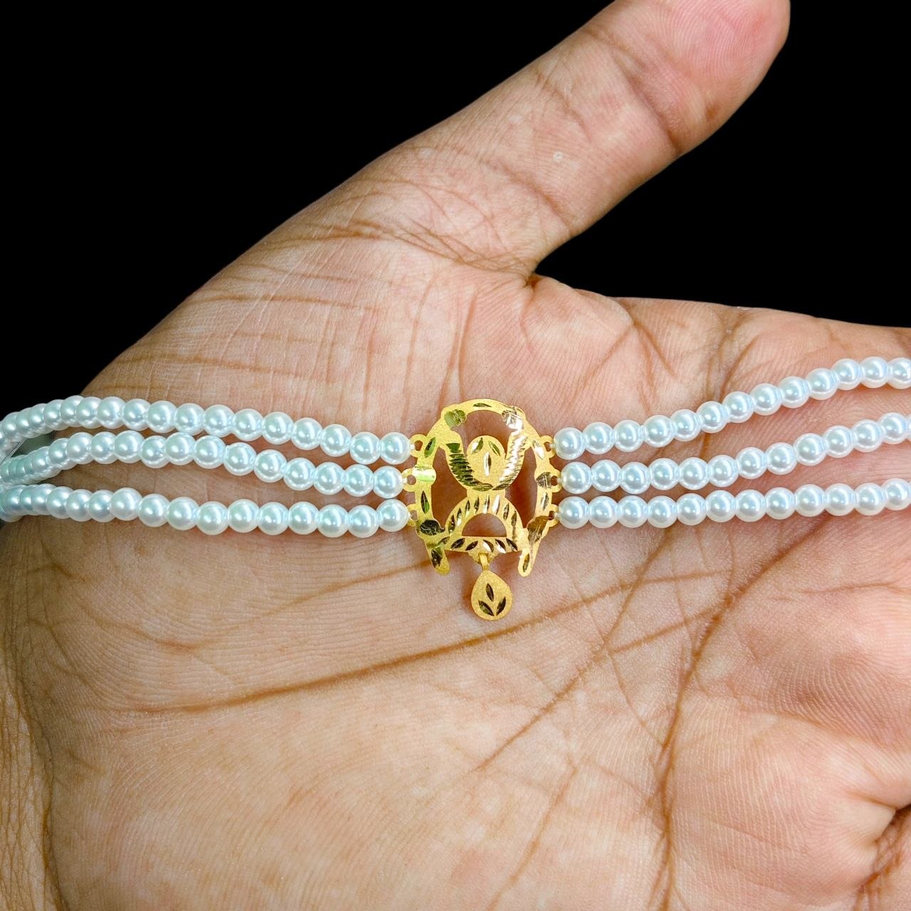 GMC22K- CERTIFIED BIS HUID HALLMARK 916 22KT GOLD MOTI CHOKER 1 PIECE (WGT: 0.440 GM) WITH ADJUSTABLE TASSEL FOR GIFT IN MARRIAGE.