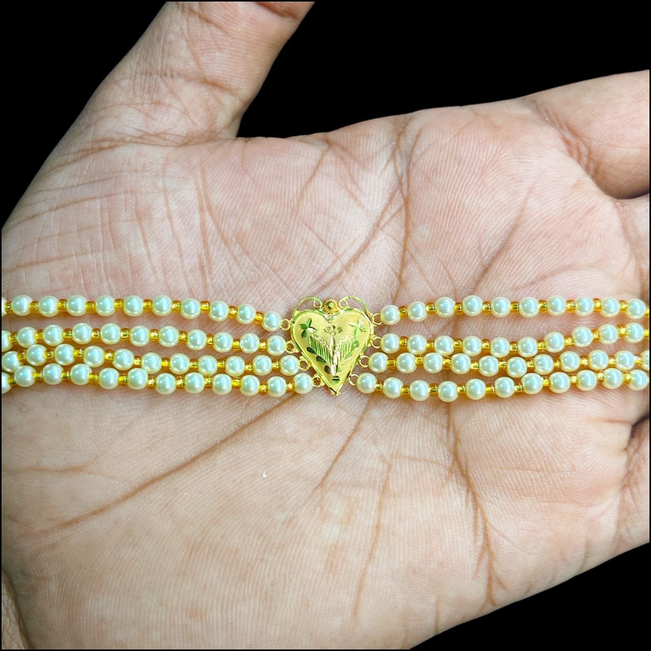 GMC9K- (WGT: 0.620 GM APPROX) BIS CERTIFIED HUID HALLMARK 375 9KT GOLD MOTI CHOKER 1 PIECE WITH ADJUSTABLE TASSEL FOR GIFT IN MARRIAGE.