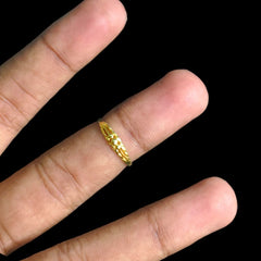 LADIES RING- (SIZE: 11) WGT: 0.770 GM APPROX 14KT HALLMARK GOLD RING FOR WOMEN 1 PIECE.