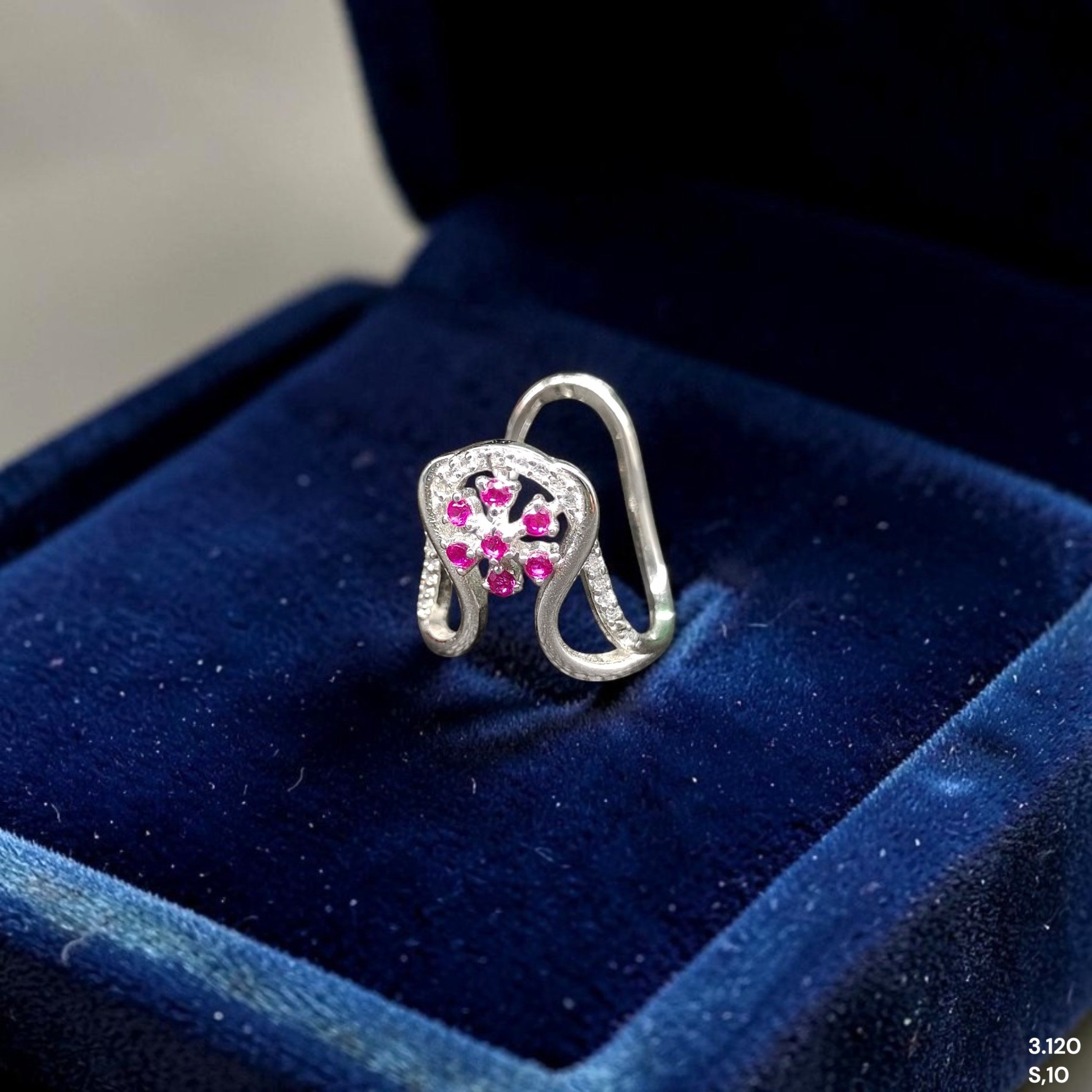 SILVER RING- SIZE:10 (WGT: 3.120 GM APPROX) HALLMARK 925 SILVER FINGER RING 1 PIECE FOR WOMEN (V RING BANKOK IMPORTED DESIGN)- NON EXCHANGEABLE -(SOLD ON MRP).