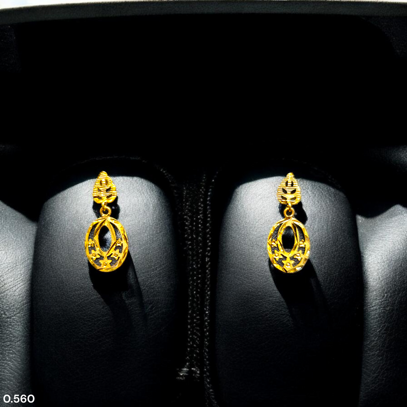 GOLD EARRINGS- WGT: 0.560 GM APPROX BIS CERTIFIED HUID HALLMARK 9KT GOLD EARRINGS 1 PAIR FOR WOMEN.