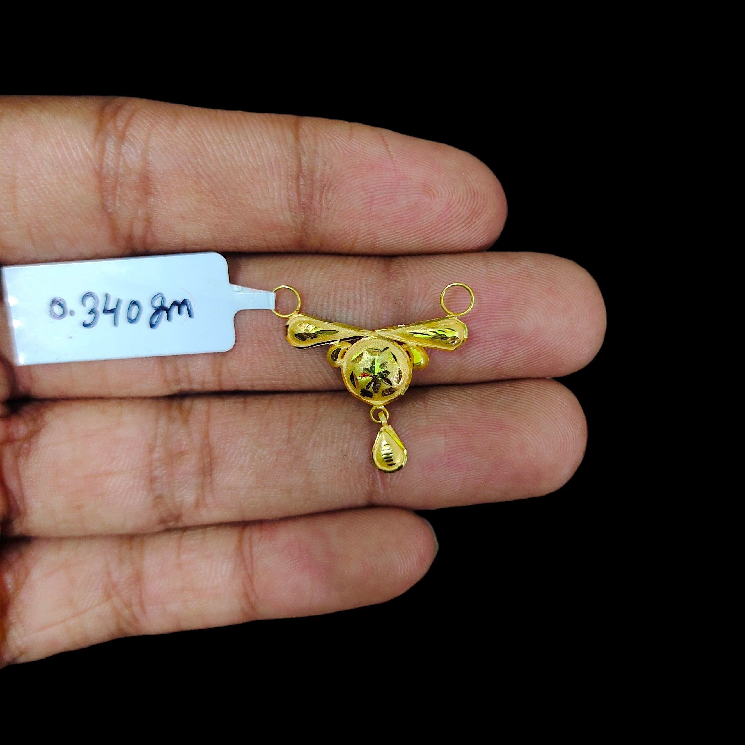 GOLD PENDANT- (WGT: 0.340 GM APPROX) BIS CERTIFIED HUID HALLMARK 375 9KT GOLD PENDANT FOR WOMEN 1 PIECE WITH FREE MANGALSUTRA & TASSEL.