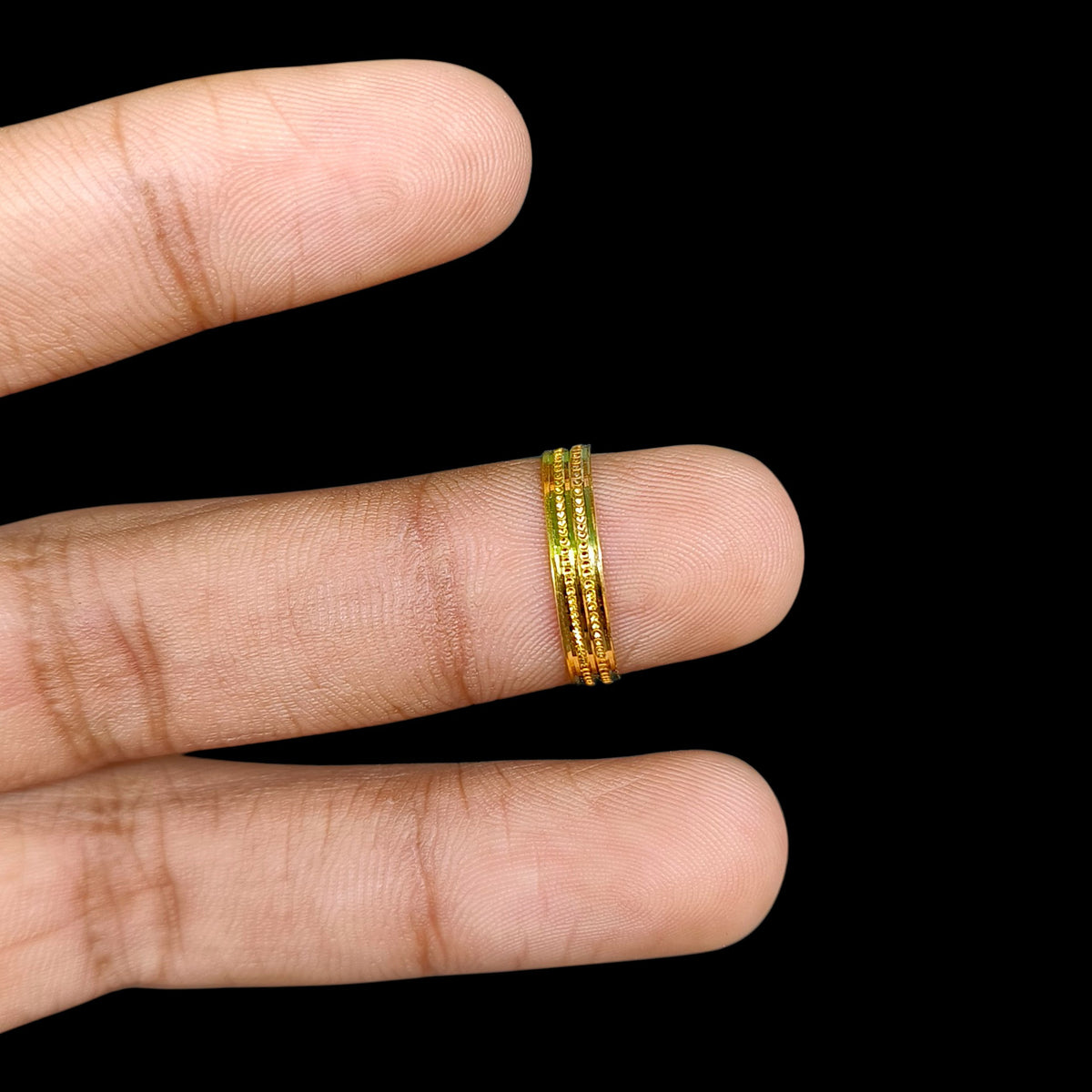 LADIES RING- (WB2SFK)-(SIZE: 13 ) WGT: 0.630 GM APPROX BIS CERTIFIED HUID HALLMARK 9KT GOLD THUMB RING FOR UNISEX 1 PIECE.