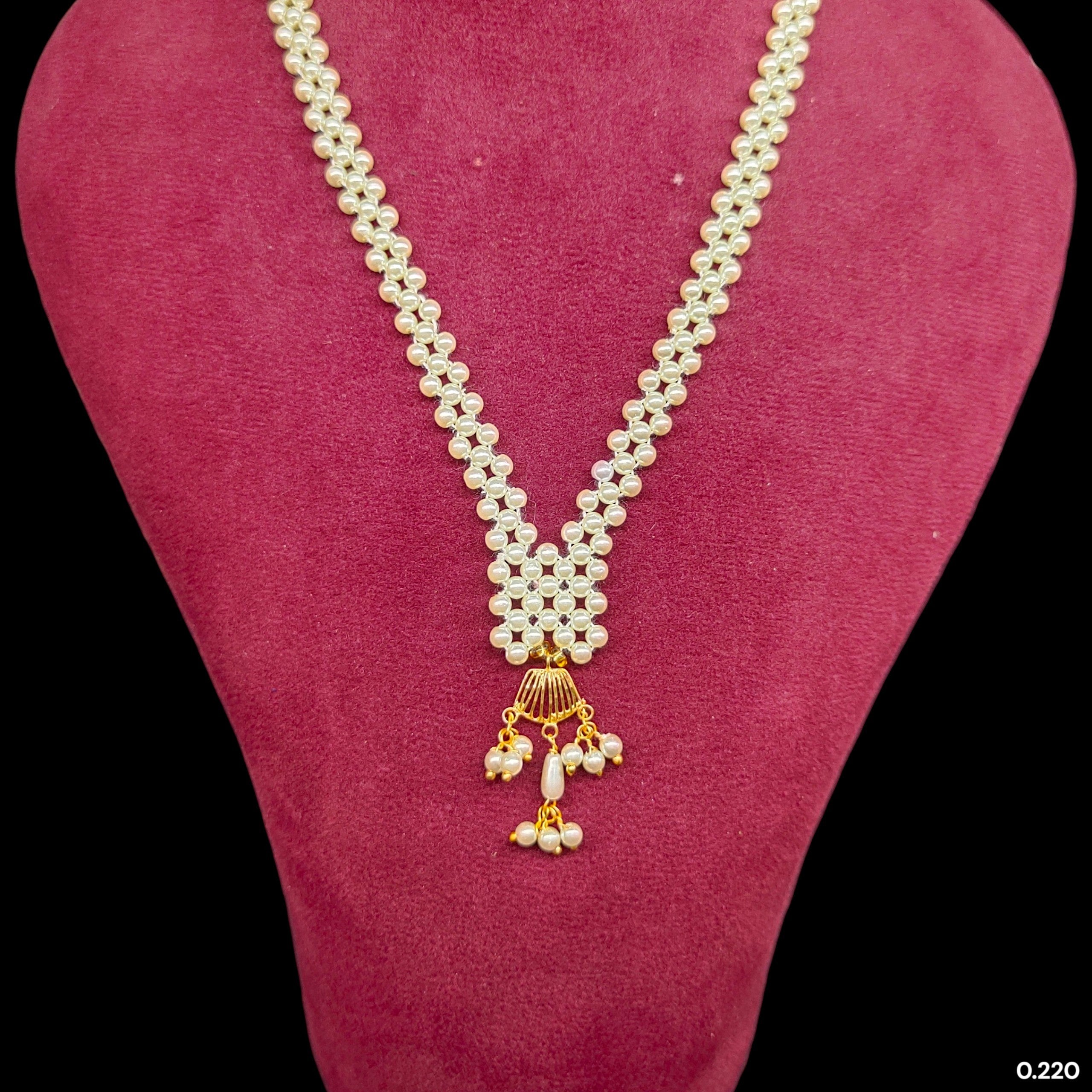 GMP9K- WGT: 0.220 GM APPROX CERTIFIED BIS HUID HALLMARK 375 9KT GOLD MOTI PENDANT 1 PIECE FOR WOMEN.(JDBSVI)