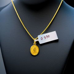 TRJ WGT: 0.370 GM APPROX KDM GOLD LOCKET 1 PIECE (50 TONCH) WITH ADJUSTABLE TASSEL.