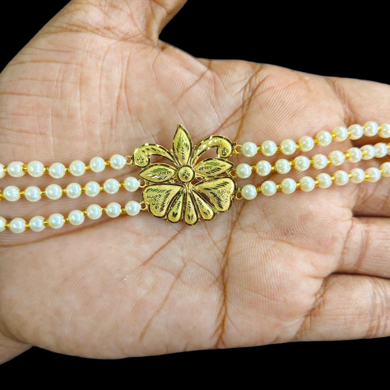 GOLD MANTASHA- (WGT: 1.180 GM APPROX) BIS CERTIFIED HUID HALLMARK 375 9KT GOLD MOTI MANTASHA WITH PEARL CHAIN FOR WOMEN.(A7E1AU)